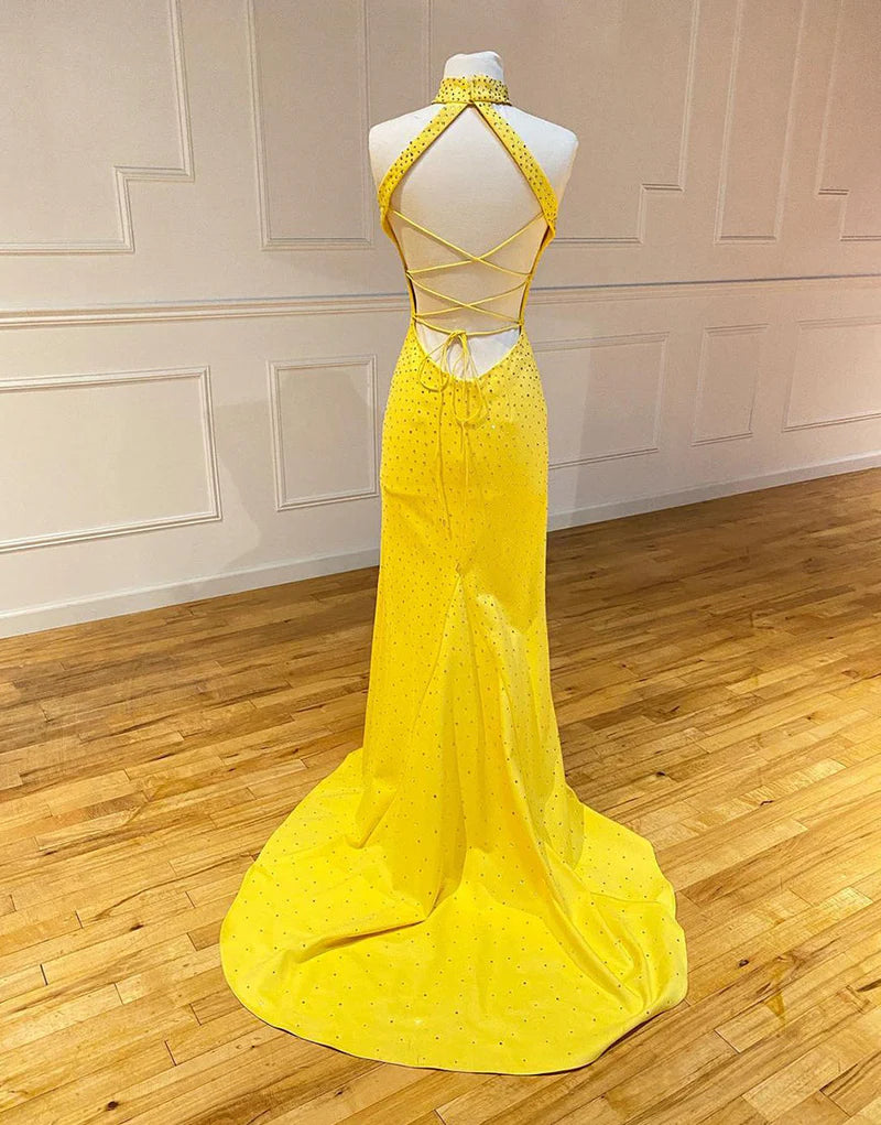 Vestido de fiesta de sirena con cuello alto y abertura